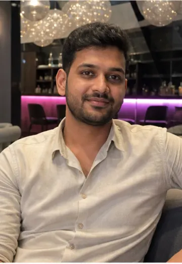 Rehan seated in a Hyderabad lounge profile photo